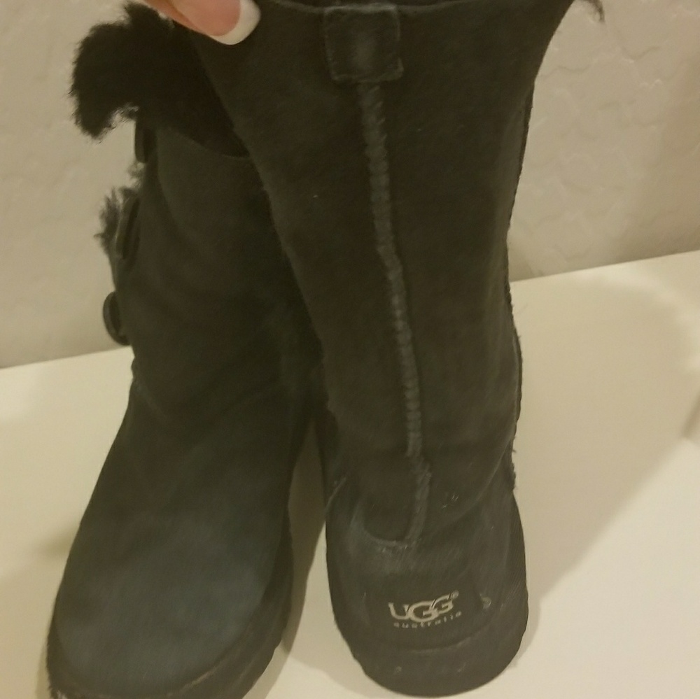 Ugh kids boots